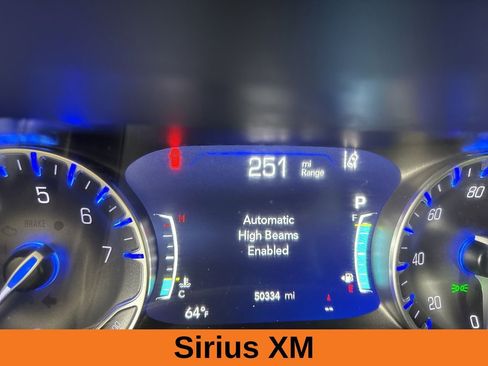 Used 2024 Chrysler Pacifica Limited image 14