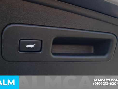 Used 2020 Acura MDX SH-AWD image 10