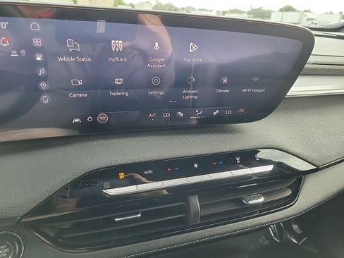 Used 2026 Buick Enclave Preferred image 19