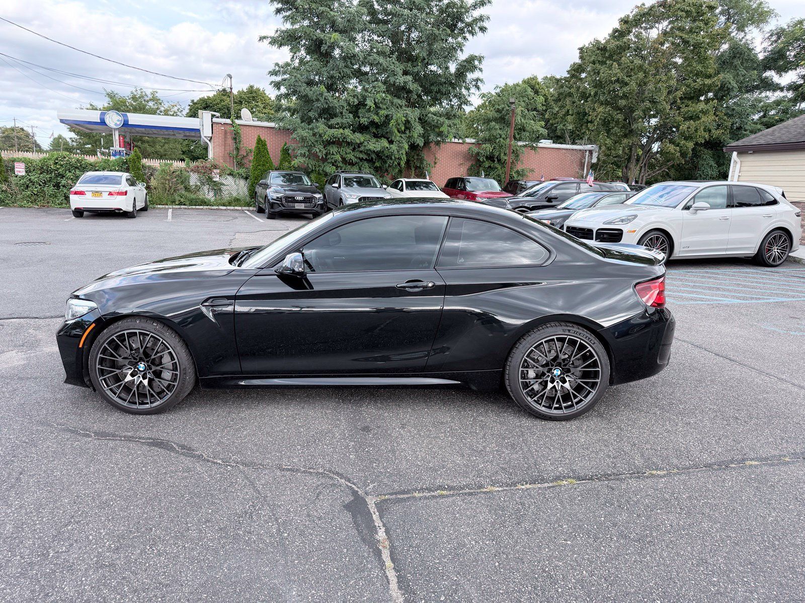 Used 2020 BMW M2 Competition w/ Executive Package RWD image 2