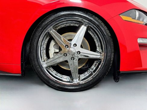 Used 2018 Ford Mustang Coupe RWD image 38
