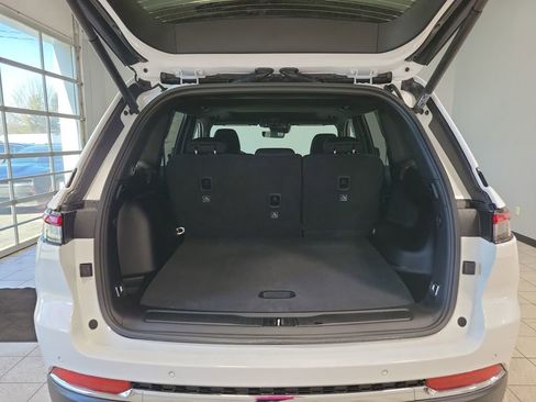 New 2026 Jeep Grand Cherokee Laredo X AWD/4WD image 7