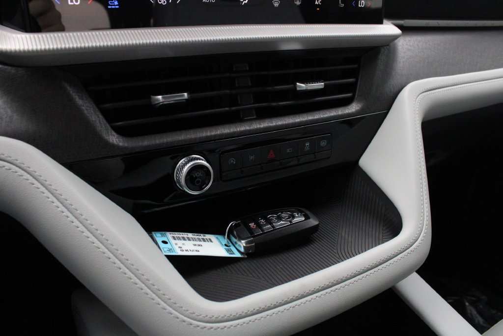New 2027 Ford Explorer Platinum AWD/4WD image 18