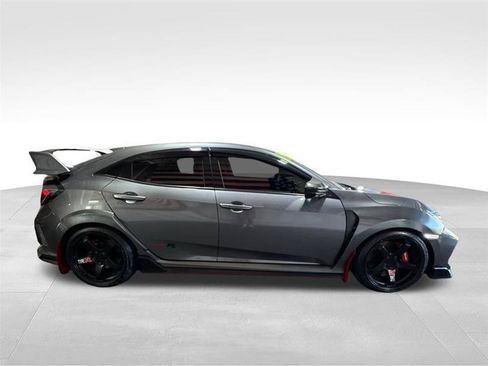 Used 2017 Honda Civic Type R image 4