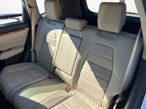 Used 2017 Honda CR-V Touring image 12