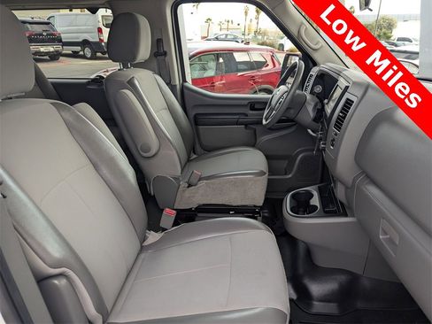 Used 2020 Nissan NV 3500 S image 15