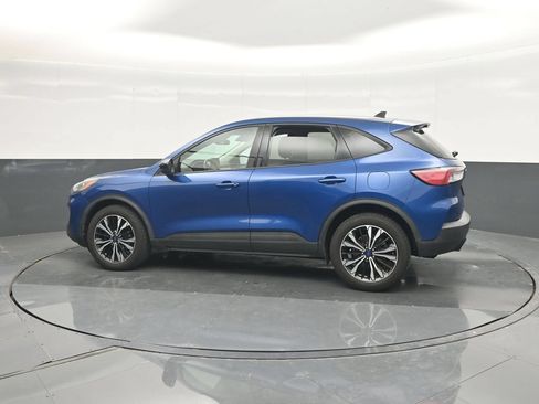 Used 2022 Ford Escape SE w/ SE Sport Appearance Package AWD/4WD image 27