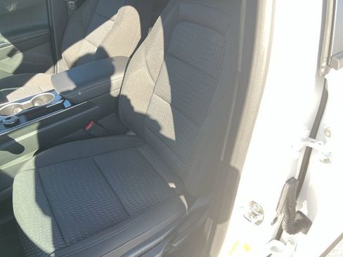 New 2026 Chevrolet Equinox LT image 20