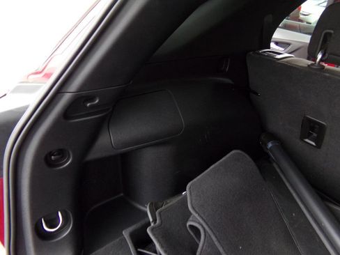 Used 2018 Chevrolet Equinox LT image 17