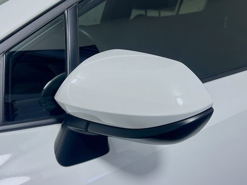 Used 2022 Toyota Corolla LE image 12