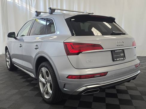 Certified 2025 Audi Q5 2.0T Premium Plus image 4