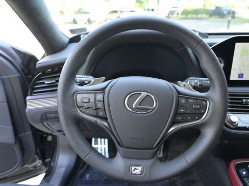 Used 2024 Lexus LS 500 F Sport image 24