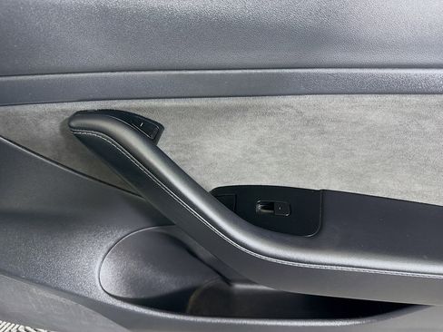 Used 2020 Tesla Model 3 Standard Range Plus image 30