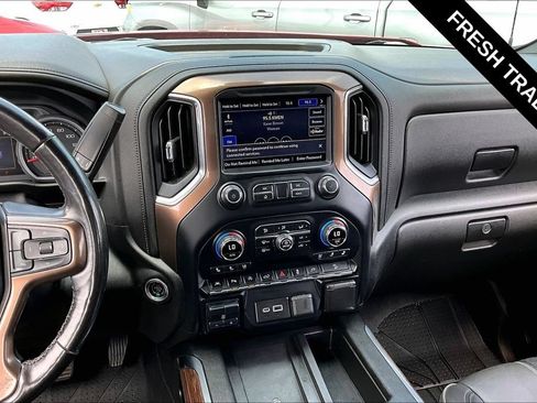 Used 2020 Chevrolet Silverado 1500 High Country w/ Technology Package AWD/4WD image 9