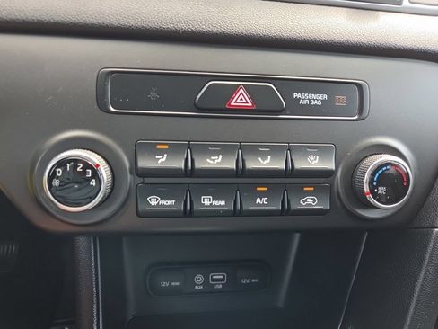 Used 2018 Kia Sportage LX FWD image 38