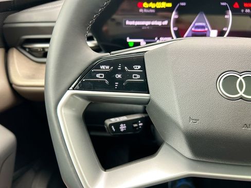 Used 2025 Audi Q5 Premium Plus w/ Premium Plus image 12