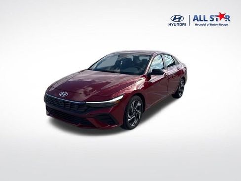 Certified 2025 Hyundai Elantra Sport image 1