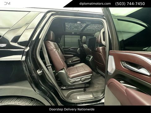 Used 2023 Cadillac Escalade V image 22