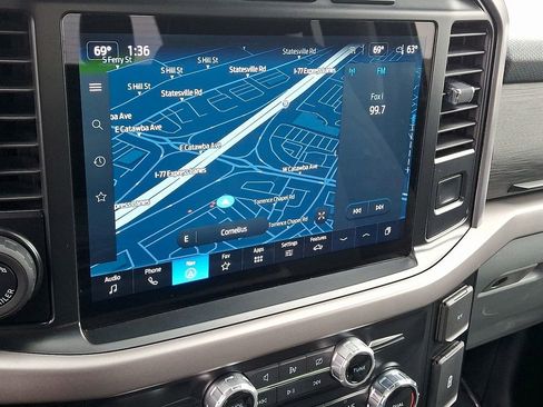 Used 2024 Ford F150 XLT image 16