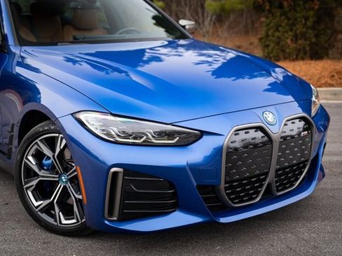 Used 2022 BMW i4 M50 w/ Premium Package image 6