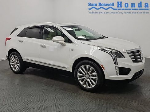 Used 2019 Cadillac XT5 Premium Luxury FWD image 1