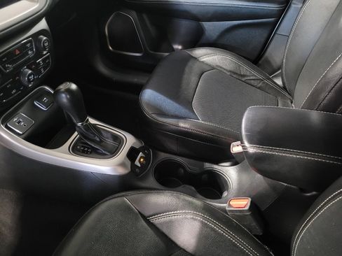 Used 2021 Jeep Compass Latitude w/ Driver Assistance Group FWD image 26