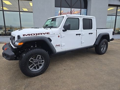 New 2026 Jeep Gladiator Mojave image 3