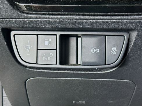 Used 2023 Kia EV6 Wind image 17