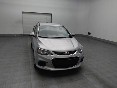 Used 2019 Chevrolet Sonic LT w/ Convenience Package image 14