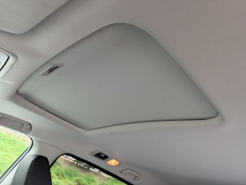 Used 2026 Honda Odyssey EX-L image 16