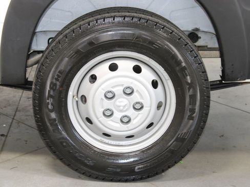 Used 2023 RAM ProMaster 2500 FWD image 16