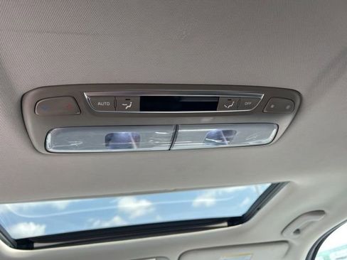 Certified 2025 Kia Telluride S image 36