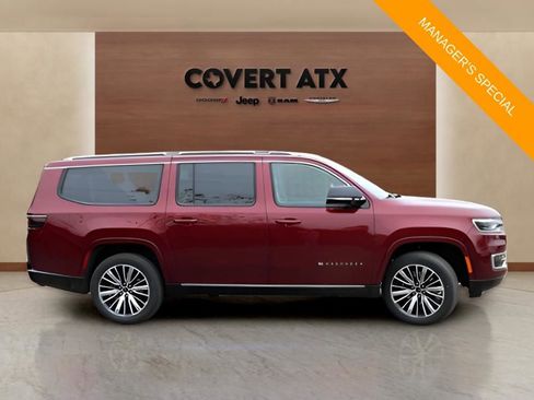 New 2025 Jeep Wagoneer L Series II AWD/4WD image 6