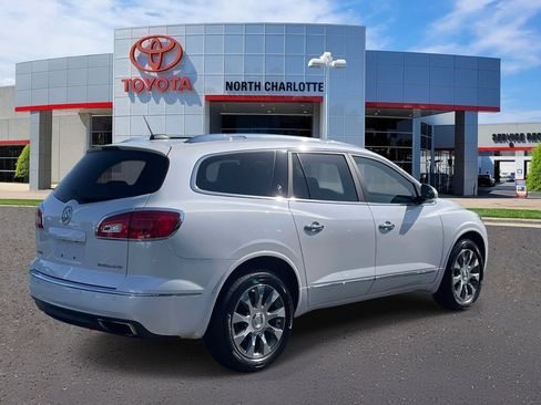 Used 2017 Buick Enclave Premium w/ Enclave Tuscan Edition FWD image 7