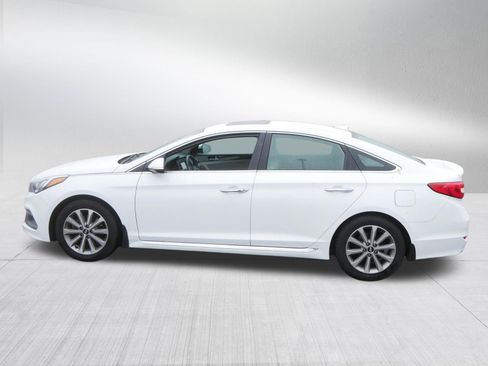 Used 2017 Hyundai Sonata Limited FWD image 4