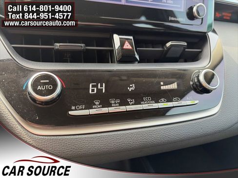 Used 2021 Toyota Corolla LE image 20