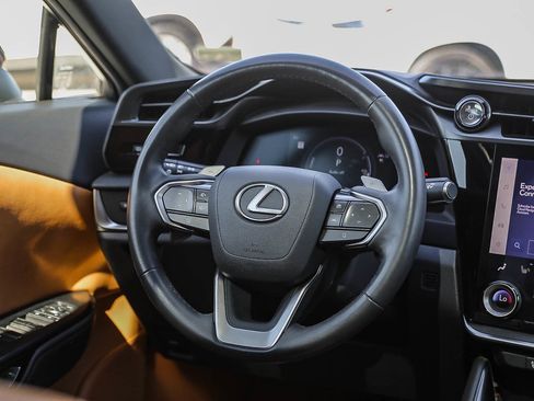Used 2024 Lexus RZ 300e Premium w/ Technology Package FWD image 15
