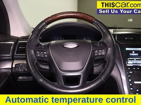 Used 2016 Ford Explorer Platinum image 15