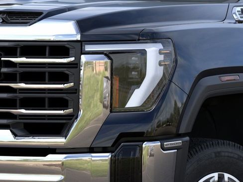 New 2026 GMC Sierra 2500 SLE AWD/4WD image 10