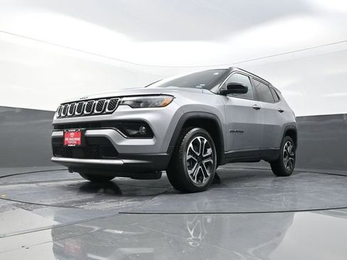 Used 2024 Jeep Compass Limited AWD/4WD image 32
