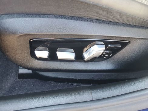 Used 2018 BMW M550i xDrive AWD/4WD image 11