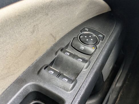 Used 2020 Ford Fusion S FWD image 22