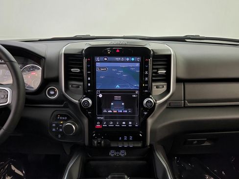 Used 2025 RAM 1500 Big Horn AWD/4WD image 24