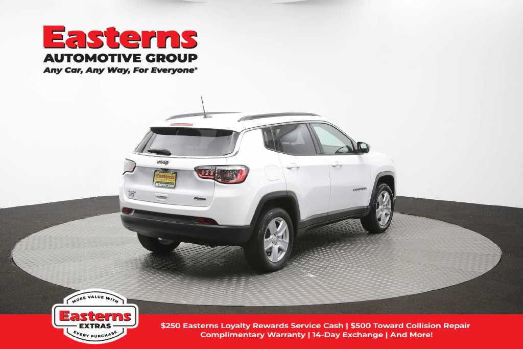 Used 2022 Jeep Compass Latitude w/ Convenience Group AWD/4WD image 41