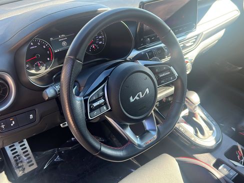 Used 2024 Kia Forte GT w/ GT2 Package image 9