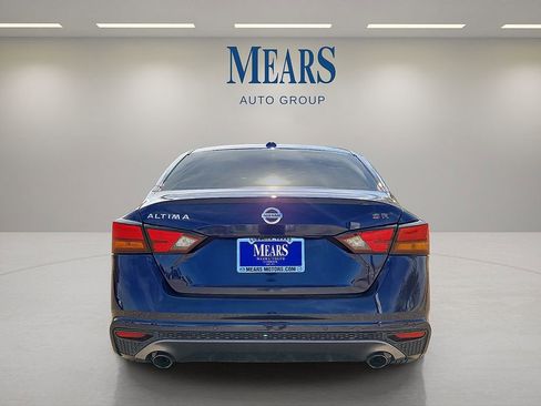 Used 2022 Nissan Altima 2.5 SR FWD image 4