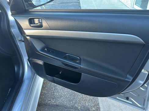 Used 2010 Mitsubishi Lancer ES FWD image 18