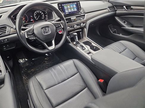 Used 2022 Honda Accord EX-L image 11
