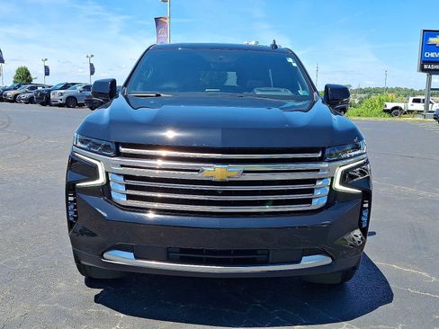 Used 2024 Chevrolet Tahoe High Country w/ Max Trailering Package AWD/4WD image 2