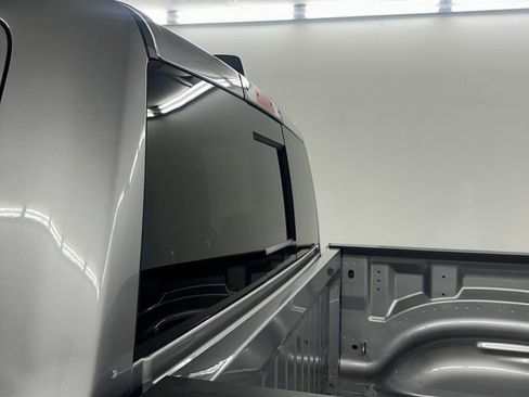 Used 2025 RAM 1500 Rebel image 34